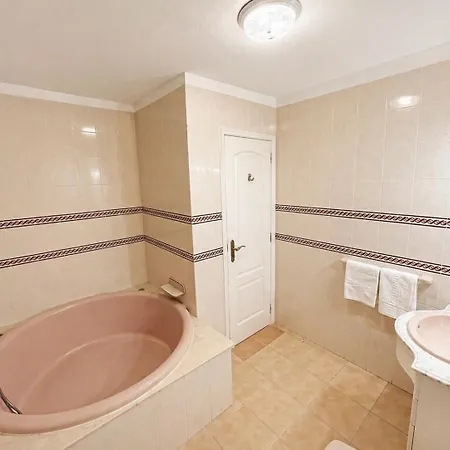 The Enchanted Bay, & Sea Apartment Los Cristianos (Tenerife)