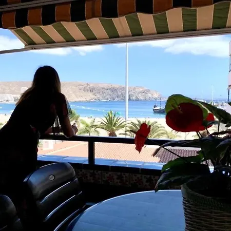 The Enchanted Bay, & Sea * لوس كريستيانوس