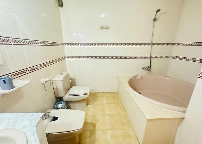 The Enchanted Bay, & Sea Apartment *